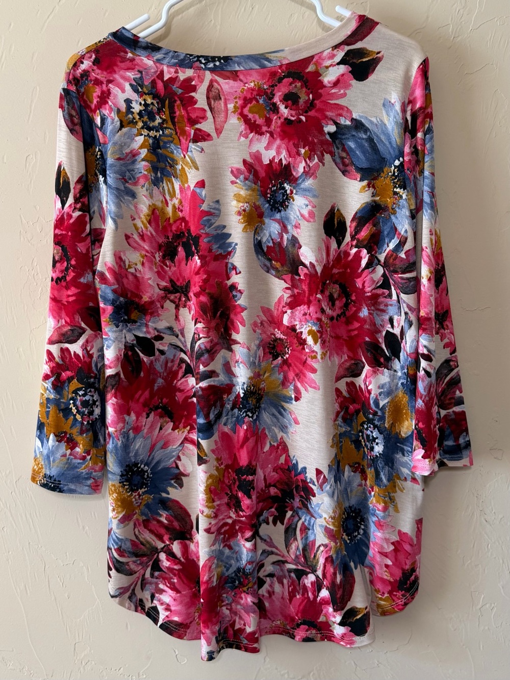Honeyme Pink Multi Floral V-Neck Tunic Top - Picture 2 of 3